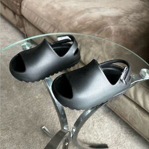Toddler Black Slides